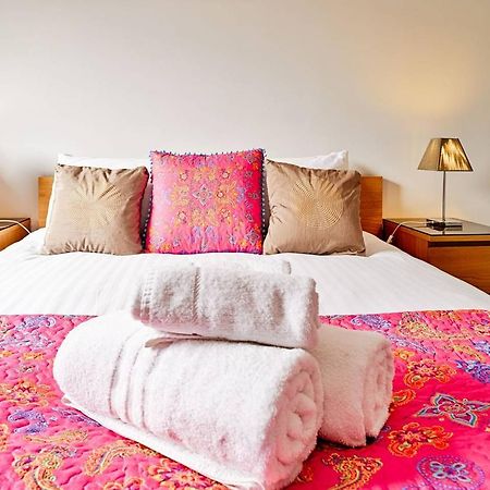 אדינבורו Joivy Bright Royal Mile Apartment מראה חיצוני תמונה