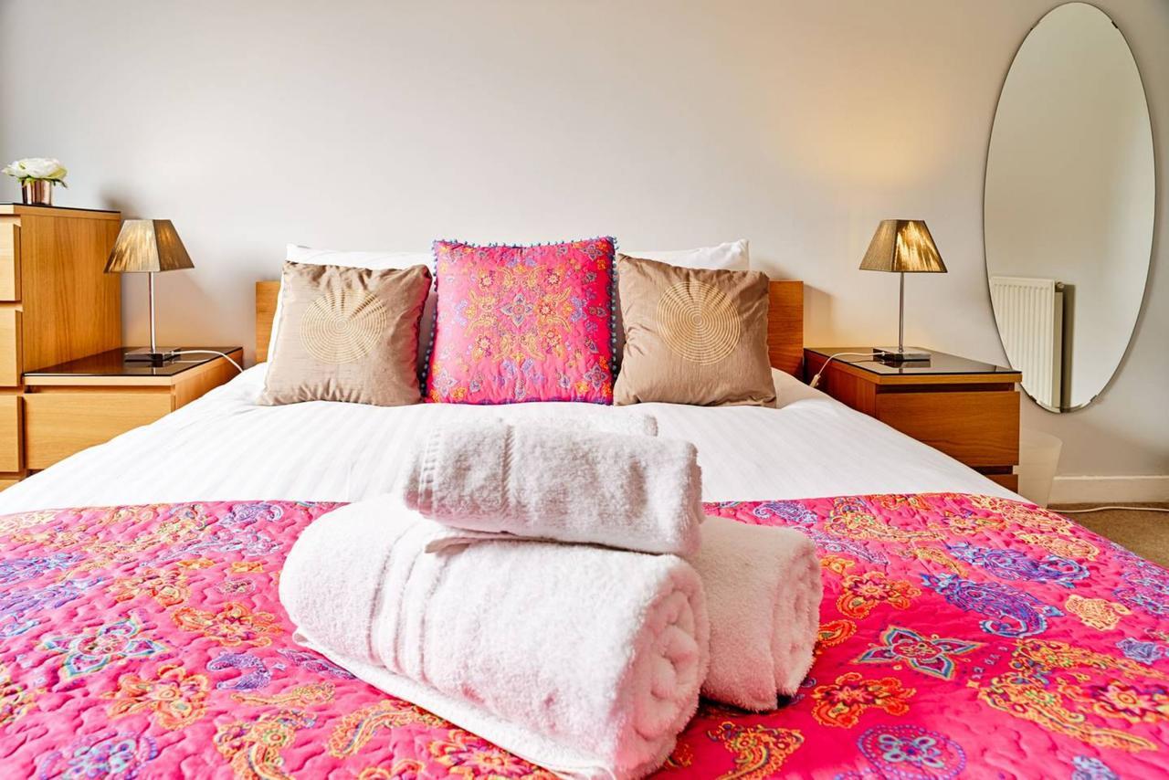 אדינבורו Joivy Bright Royal Mile Apartment מראה חיצוני תמונה