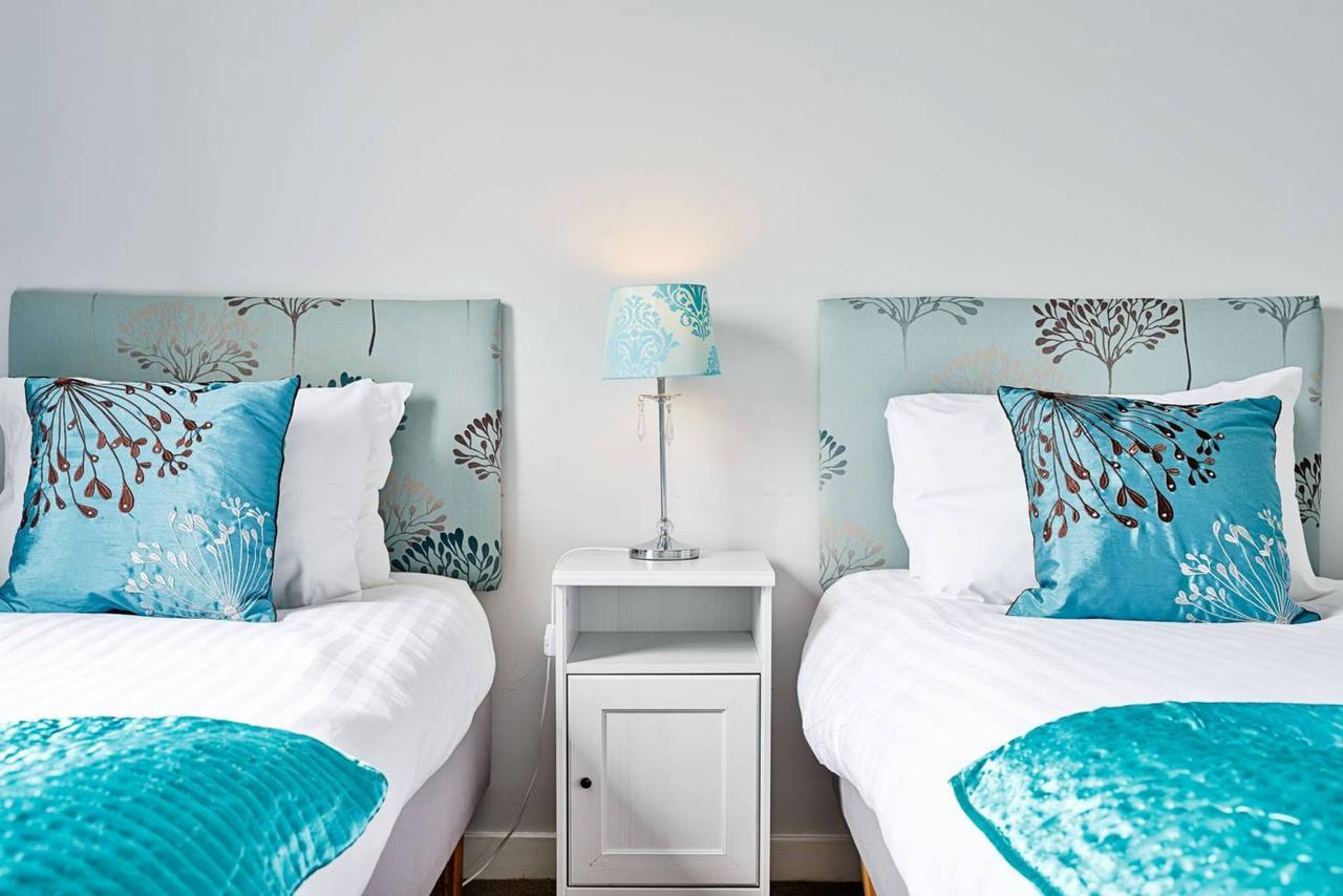אדינבורו Joivy Bright Royal Mile Apartment מראה חיצוני תמונה